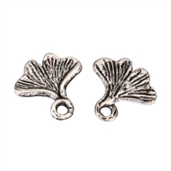 20 Cute Flower Charms 13mm Antique Silver Tone #MCZ899