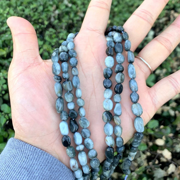 Natural Eagle Eye Agate Gemstone Oval Tumbled Pebble Beads, Irregular, 6mm to 8mm, Hole ID 1mm, 15 Inch/1 Strand, GZ11-1