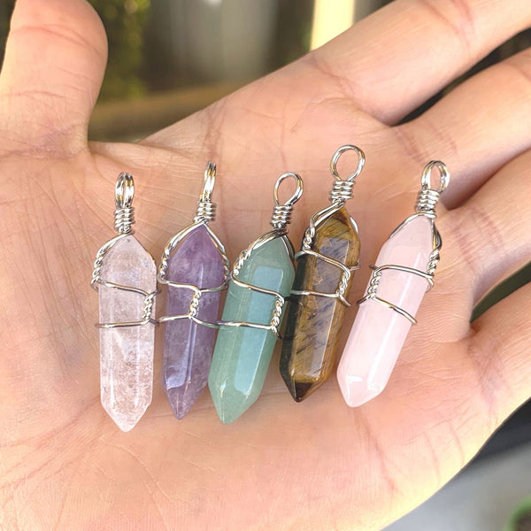 1 Set/5pcs Natural Bullet Point Gemstone Pendant Drops, 38mm, (Amethyst, Rose Quartz, Tiger Eye, Aventurine, Clear Crystal), with 1pc Leather Cord Necklace, G2P-S1