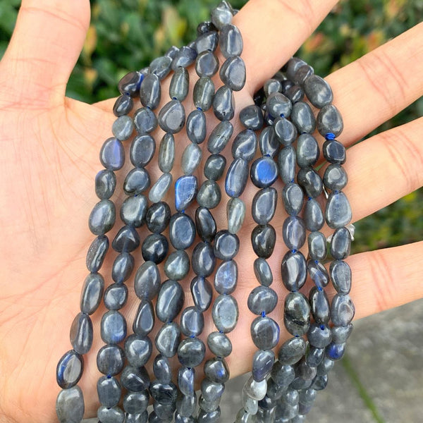 Natural Blue Flash Black Labradorite Gemstone Oval Tumbled Pebble Beads, Irregular, 6mm to 8mm, Hole ID 1mm, 15 Inch/1 Strand, GZ11-67
