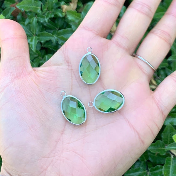 10pcs Grade A August Peridot Green Oval Birthstone Charm Drops, Sterling Silver Plated Brass, 18x13mm, CCP6-S8