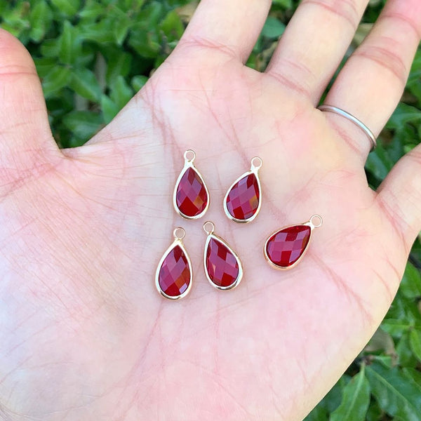 10pcs Grade A January Red Teardrop Birthstone Charm Drop, 18K Yellow Gold Plated Brass, Size Selections: 11x7mm, 14x8mm, 16x9mm