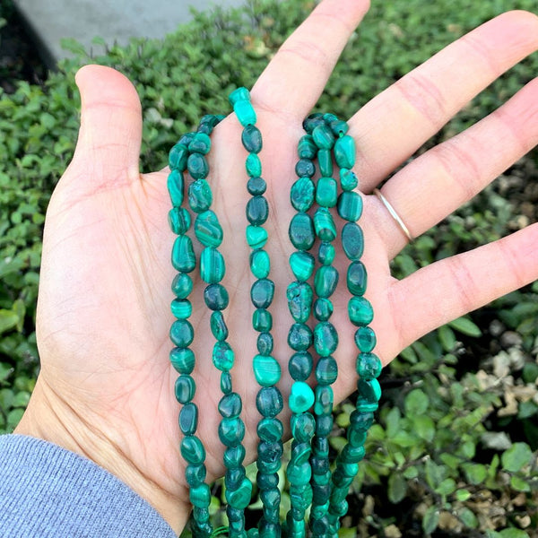 Natural Green Malachite Gemstone Oval Tumbled Pebble Beads, Irregular, 6mm to 8mm, Hole ID 1mm, 15 Inch/1 Strand, GZ11-79