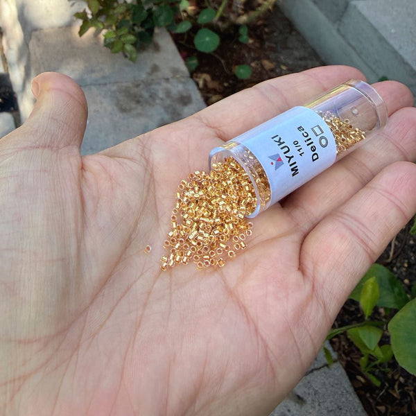 7.5g Miyuki Delica 11/0 Seed Beads, 24Kt Gold-Lined Crystal Gold DB33