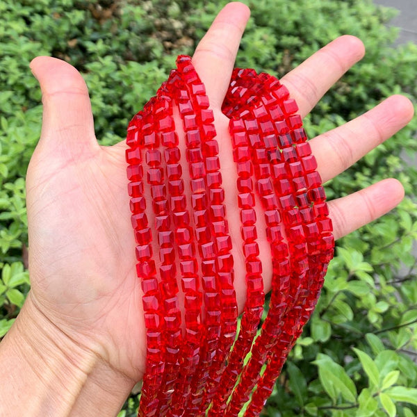 100pcs Creative Club Faceted Cube Crystal Glass Beads, Light Siam red, 6mm, Hole ID 1mm, CCC606