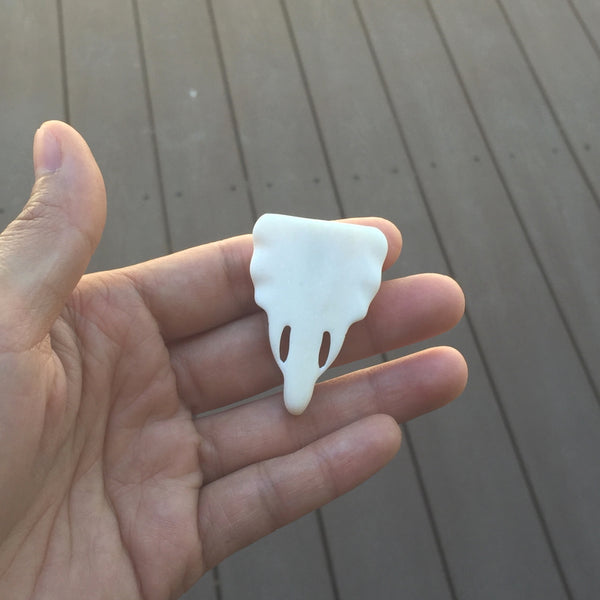 1pc Beautiful Elephant King Buffalo Hand Carved White Buffalo Bone Drop Pendant, Symbol of Strength Prosperity Pendant, with Sterling Silver Bail, 1.73 Inch, BP-23