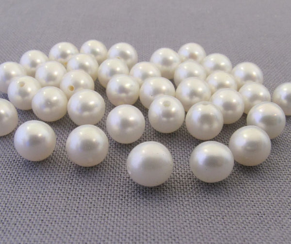 4pcs Natural AAA Grade High Luster Half Drilled Round Pearls Beads, White Cultured Freshwater Pearls, 4-5mm, Hole ID 0.8mm, PH3-45