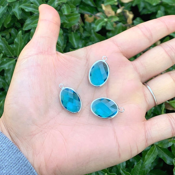 10pcs Grade A March Aquamarine Blue Oval Birthstone Charm Drops, Sterling Silver Plated Brass, 18x13mm, CCP6-S3