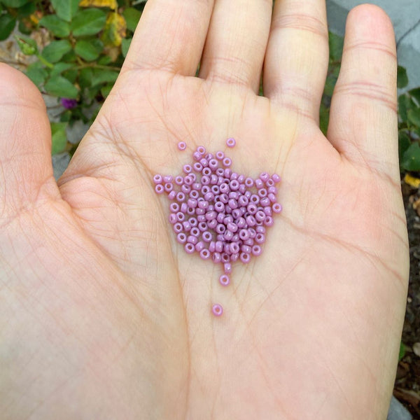 25g Miyuki Rocaille 11/0 Round Seed Beads Duracoat Opaque Hydrangea RR-4487