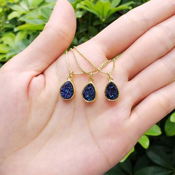 1pc Natural Druzy Crystal Pendant Necklace, Purple Blue Teardrop Small Tiny Gemstone Pendant, 18 inch Gold Plated Stainless Steel Chain, GGP26-6