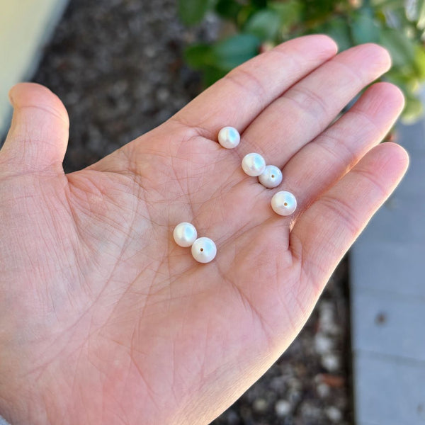 4pcs Natural AAA Grade High Luster Half Drilled Round Pearls Beads, White Cultured Freshwater Pearls, 6-7mm, Hole ID 0.85mm, PH3-67