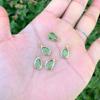 10pcs Grade A August Peridot Green Teardrop Birthstone Charm Drop, 18K Yellow Gold Plated Brass, Size Selections: 11x7mm, 14x8mm, 16x9mm