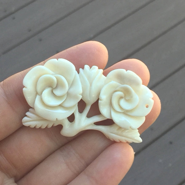 1pc Beautiful Lovely Flower Bouquet Hand Carved White Buffalo Bone Drop Pendant, Symbol of Strength Prosperity Pendant, with Sterling Silver Bail, 2 Inch, BP-48
