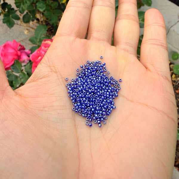 25g Miyuki Rocaille 15/0 Round Seed Beads Opaque Luster Cobalt Blue RR-434