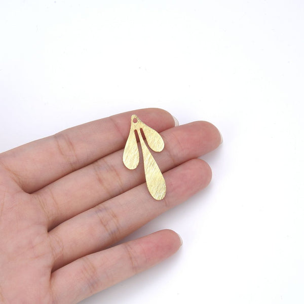 10pcs 36mm Large 3-Petal Leaf Drop Pendants, Tarnish Resistant, 18K Yellow Gold Plated Brushed Brass, BF-B5