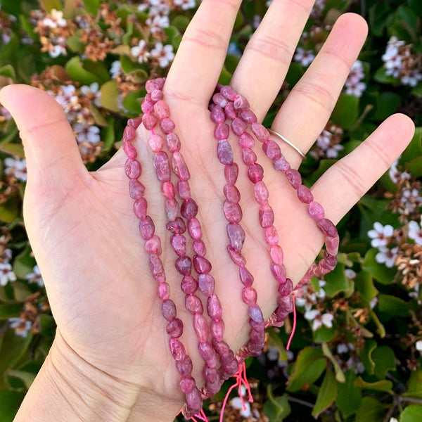 Natural Pink Tourmaline Gemstone Oval Tumbled Pebble Beads, Irregular, 6mm to 8mm, Hole ID 1mm, 15 Inch/1 Strand, GZ11-32