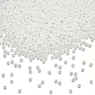 25g Miyuki Rocaille 11/0 Round Seed Beads Opaque Rainbow Chalk White RR-471