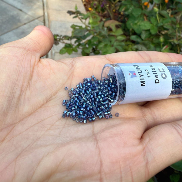 7.5g Miyuki Delica 11/0 Seed Beads, Tidal-Lined Luster Crystal Clear DB2387