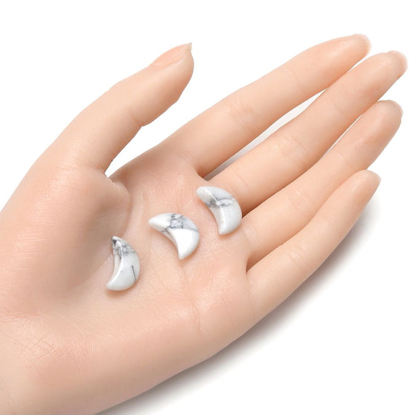 4pcs Natural White Howlite Hand Carved Moon Gemstone, 18mm Loose Cut Stones, G3P-A7