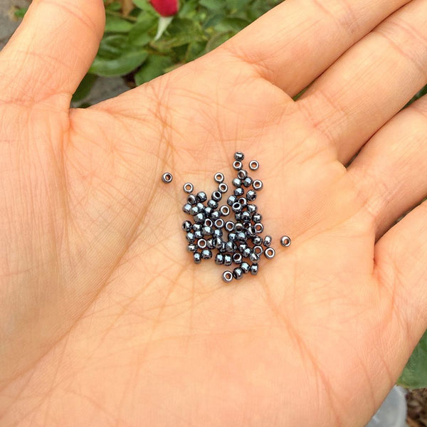 25g Miyuki Rocaille 11/0 Round Seed Beads Opaque Metallic Gunmetal RR-451