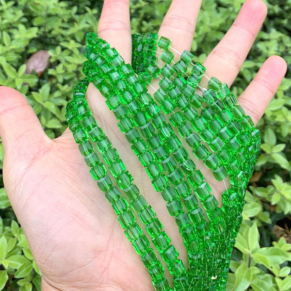 100pcs Creative Club Faceted Cube Crystal Glass Beads, Peridot Green, 6mm, Hole ID 1mm, CCC616