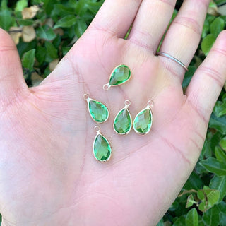 10pcs Grade A August Peridot Green Teardrop Birthstone Charm Drop, 18K Yellow Gold Plated Brass, Size Selections: 11x7mm, 14x8mm, 16x9mm