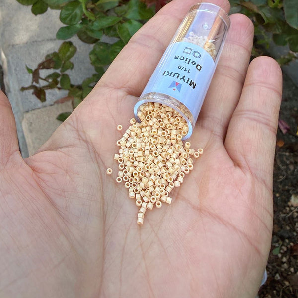 30g Miyuki Delica 11/0 Seed Beads, Opaque Pear DB1131