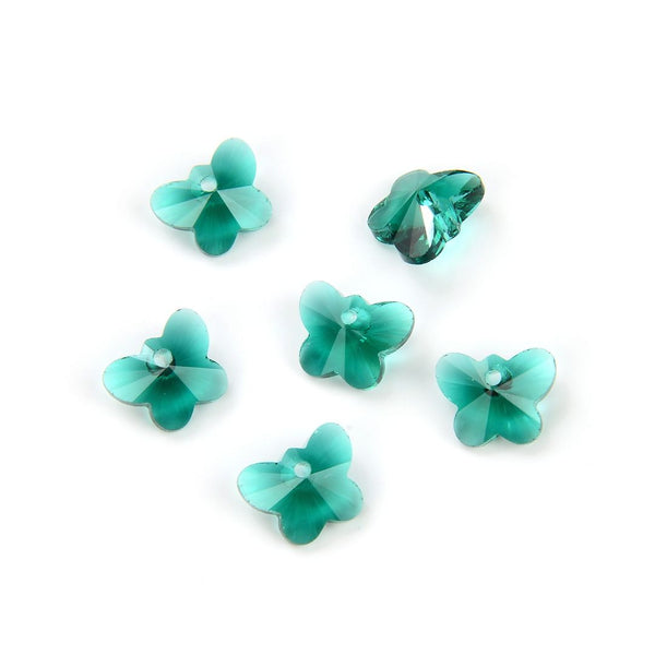 20pcs Creative Club Butterfly Crystal Glass Pendant Drop Beads, May Emerald Green Birthstone, 10mm, Hole ID 1mm, CCM-24