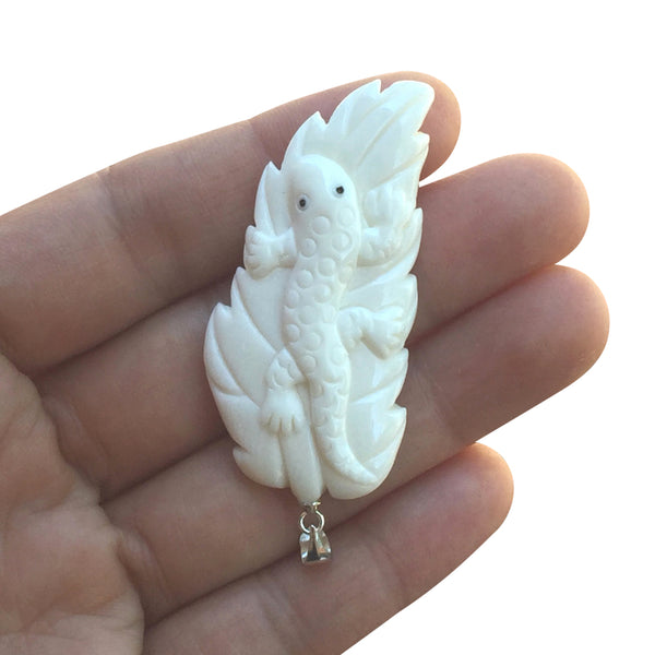 1pc Beautiful Lizard on Leaf Hand Carved White Buffalo Bone Drop Pendant, Symbol of Strength Prosperity Pendant, with Sterling Silver Bail, 2 Inch, BP-64