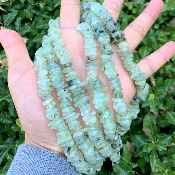 Natural Green Prehnite Crystal Gemstone Flat Coin Chip Beads, Irregular, 7mm-10mm, Hole ID 1mm, 15 Inch/1 Strand, GZ7-7