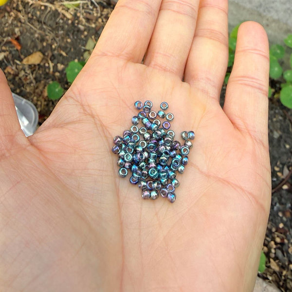 25g Miyuki Rocaille 8/0 Round Seed Beads Translucent Rainbow Grey RR-249