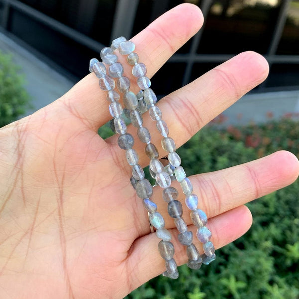1 Strand Stretch Natural Grade A Blue Flash Labradorite Free Form Gemstone Bracelet, 5-8mm Small Beads, Length Selections: 7 inch/7.5 inch