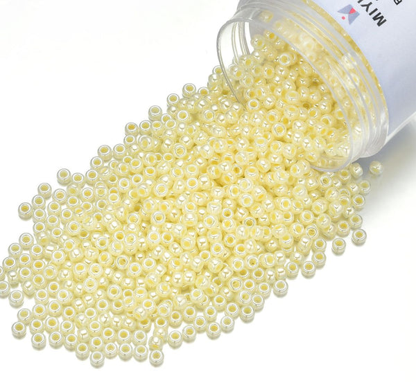 50g Miyuki Rocaille 8/0 Seed Beads Opaque Butter Cream Alabaster RR-527