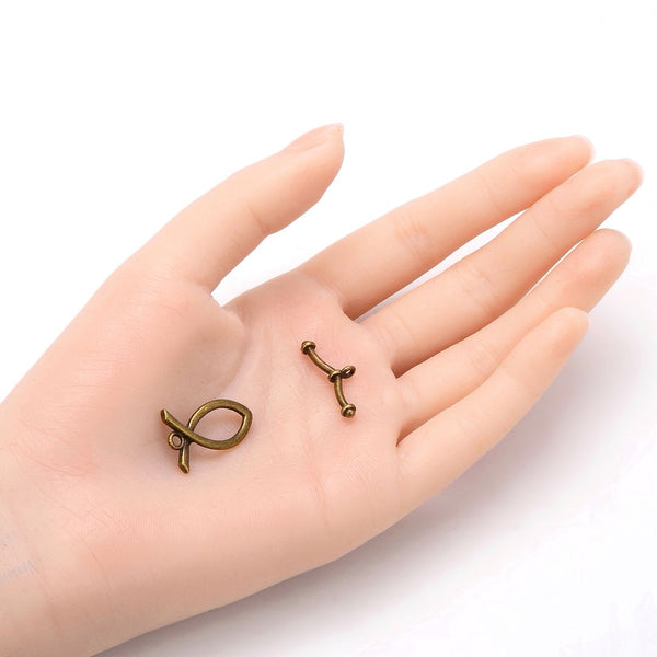 Adabele 20 Sets Fish Shape Toggle Clasp, T-Bar Jewelry Closure, 23mm (0.9 Inch), Tarnish Resistant Antique Bronze, MC-AF51