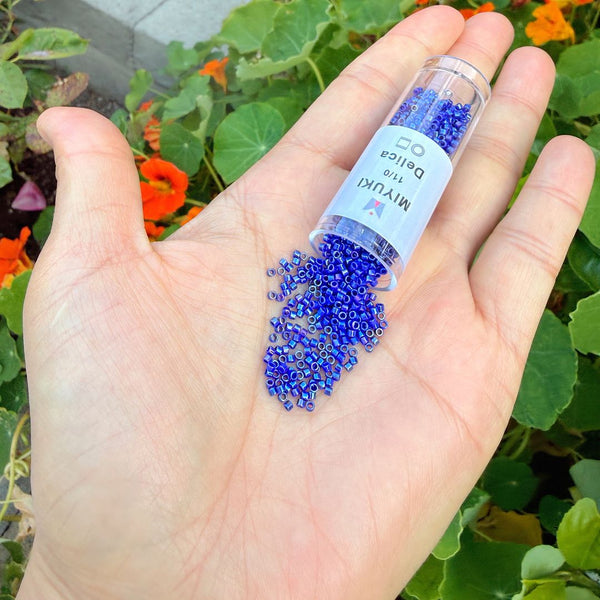 7.5g Miyuki Delica 11/0 Seed Beads, Opaque Rainbow Cobalt Luster DB216
