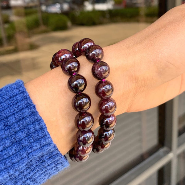 1 Strand Stretch Natural Dark Red Garnet Beaded Gemstone Bracelet, 10mm Bead, Length Selections: 7 inch/7.5 inch/8 inch/8.5 inch