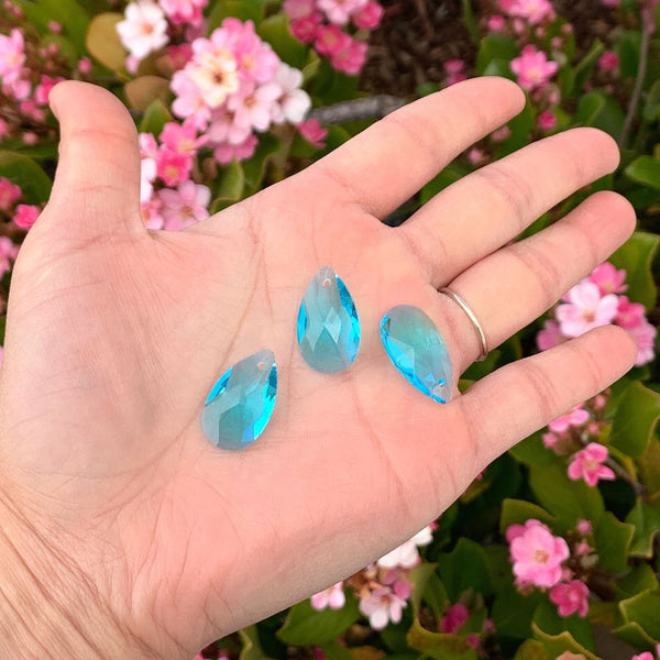 20pcs Creative Club Faceted Crystal Glass Pear Chandelier Pendant Drops, March Aquamarine Blue Birthstone, 22x13mm Large, Hole ID 1mm, CCE-10