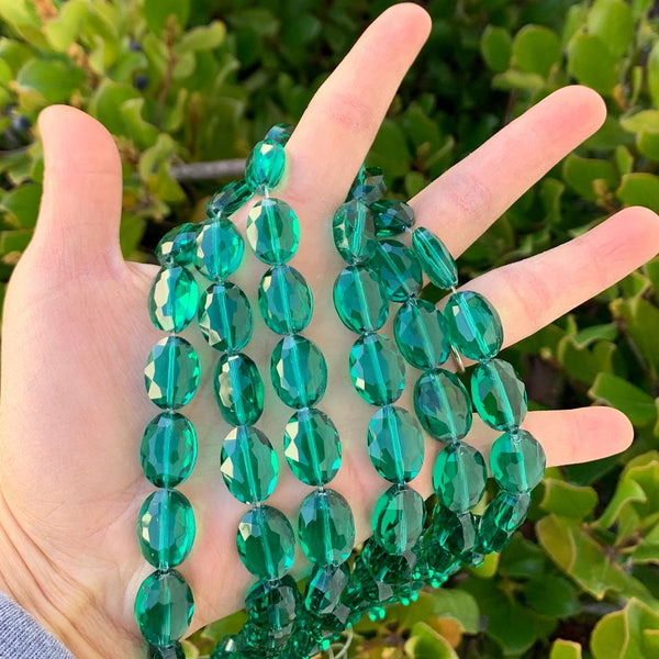 50pcs Creative Club Faceted Flat Oval Crystal Beads, Emerald Green, 16x12mm/Large, Hole ID 1.1mm, CCO-24