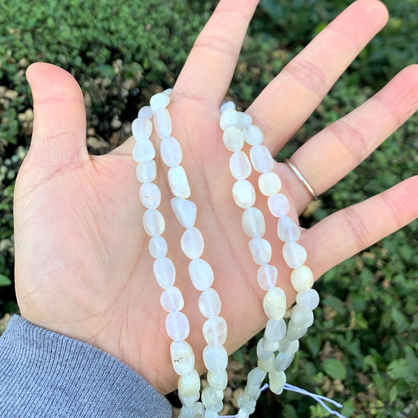 Natural White Moonstone Gemstone Oval Tumbled Pebble Beads, Irregular, 6mm to 8mm, Hole ID 1mm, 15 Inch/1 Strand, GZ11-24