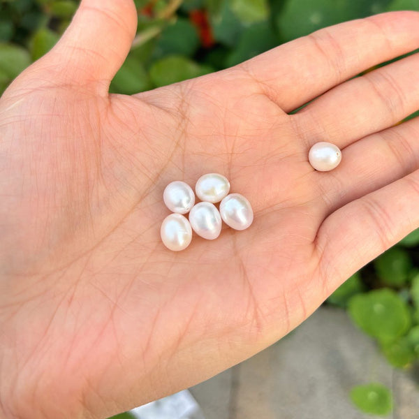 10pcs Natural AAA Grade High Luster Half Drilled Teardrop Pearls Beads, White Cultured Freshwater Pearls, 8-9mm, Hole ID 0.85mm, PT3-89