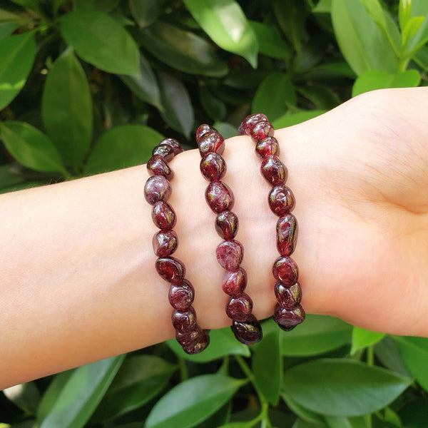 1 Strand Stretch Natural Garnet Free Form Gemstone Bracelet, 5-8mm Small Beads, Length Selections: 7 inch/7.5 inch