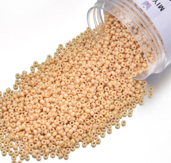 25g Miyuki Rocaille 11/0 Round Seed Beads Opaque Rainbow Pear RR-488