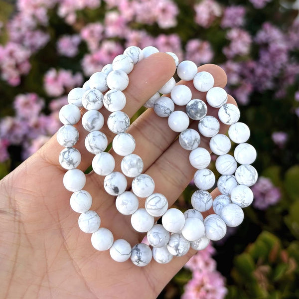 1 Strand Stretch Natural White Howlite Beaded Gemstone Bracelet, 8mm Bead, Length Selections: 7 inch/7.5 inch/8 inch/8.5 inch