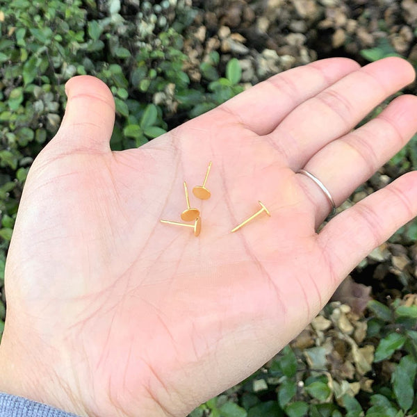 10 Pairs 925 Sterling Silver Earring Posts, Real 18K Yellow Gold Plated, Glue On Flat Board, 20pcs Plastic Earring Backs, Flat Board Selections: 3/4/6/8mm