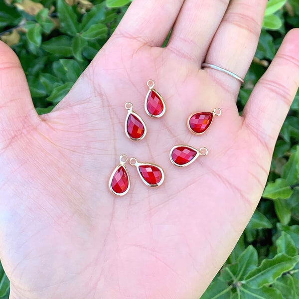 10pcs Grade A January Red Teardrop Birthstone Charm Drop, 18K Yellow Gold Plated Brass, Size Selections: 11x7mm, 14x8mm, 16x9mm