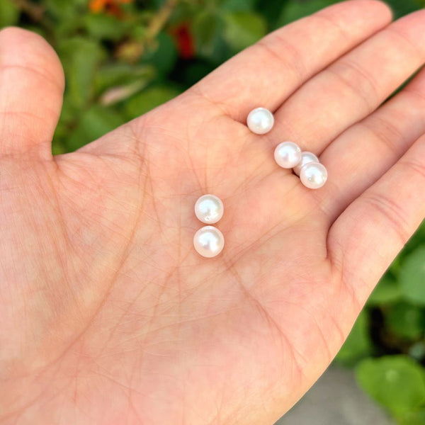 4pcs Natural AAAA Grade High Luster Half Drilled Round Pearls Beads, White Cultured Freshwater Pearls, 6-7mm, Hole ID 0.85mm, PH4-67