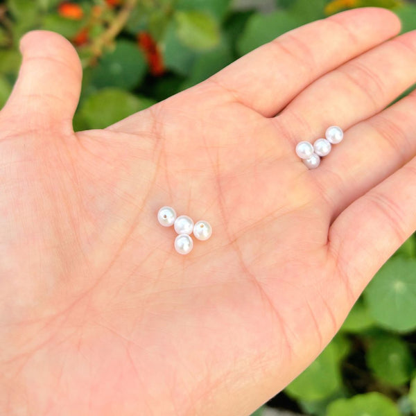 4pcs Natural AAAA Grade High Luster Half Drilled Round Pearls Beads, White Cultured Freshwater Pearls, 4-5mm, Hole ID 0.8mm, PH4-45