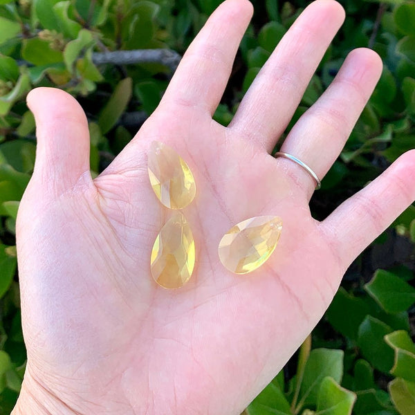 20pcs Creative Club Faceted Crystal Glass Pear Chandelier Pendant Drops, November Topaz Yellow Birthstone, 22x13mm Large, Hole ID 1mm, CCE-9