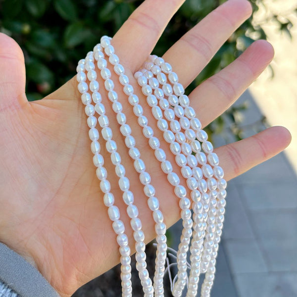 14 Inch Natural AA+ Grade High Luster Teardrop Oval Rice Pearl Beads, White Cultured Freshwater Pearls, 4-5mm, Hole ID 0.7mm, PB3-45