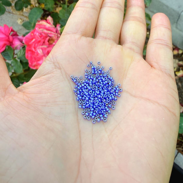 25g Miyuki Rocaille 15/0 Round Seed Beads Opaque Luster Cyan Blue RR-432